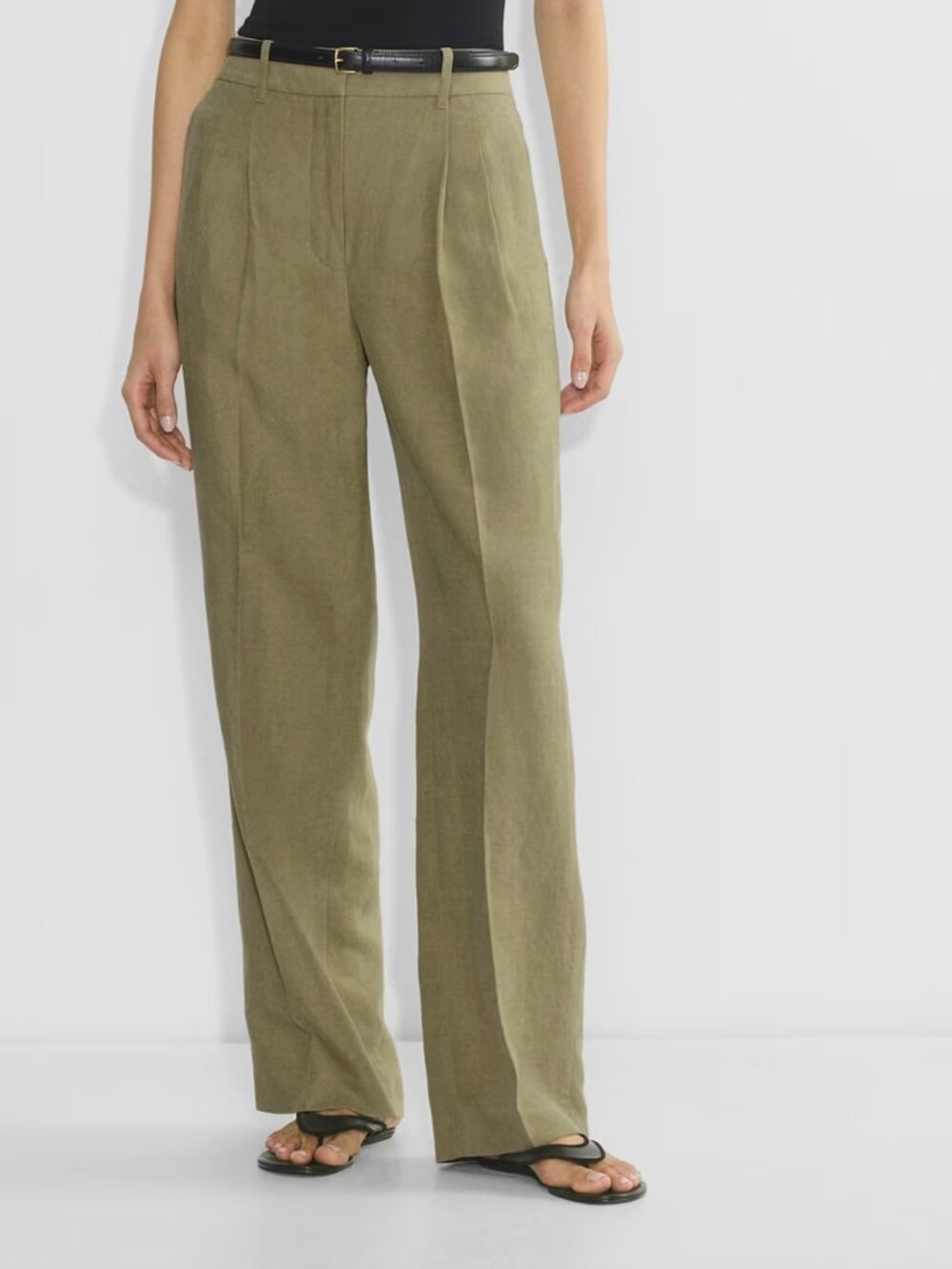 NWT Aritzia The Effortless Pant in Sundried Olive Linen - Size 6